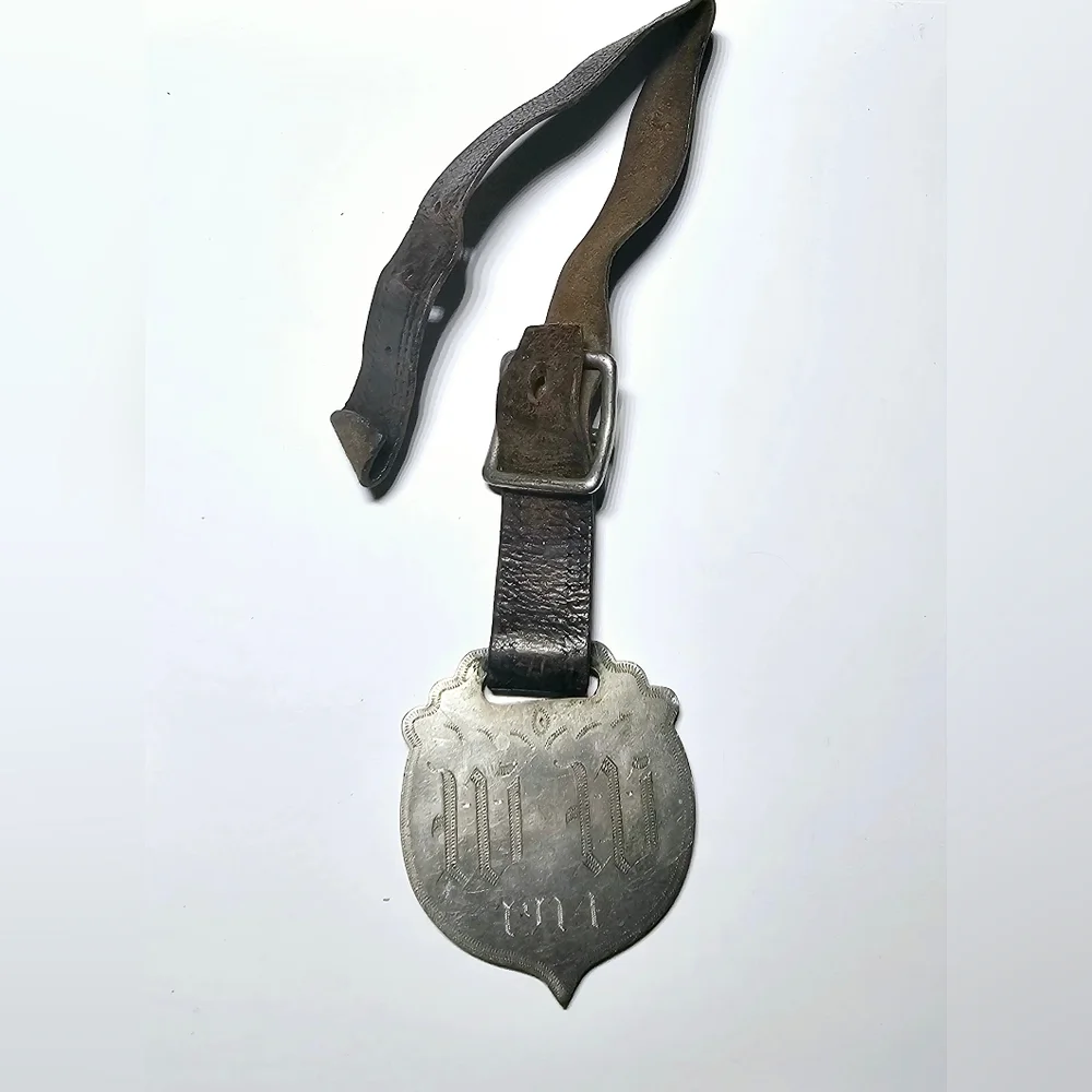 Antique crest rare